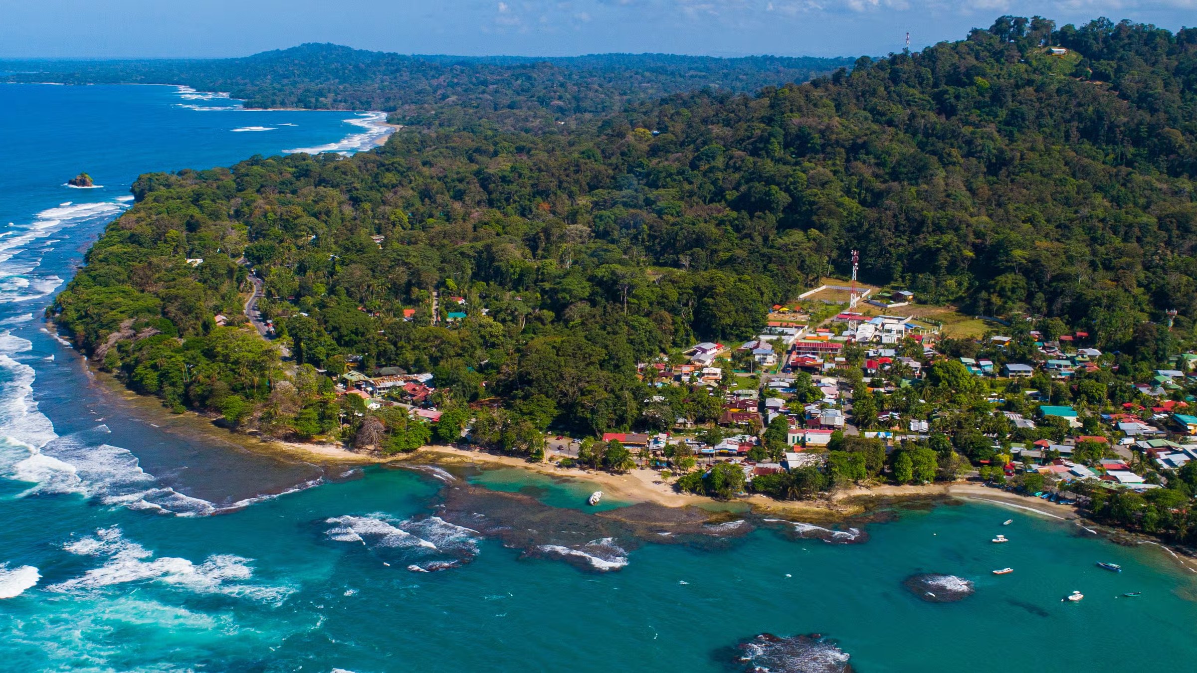 The Caribbean coastline at Puerto Viejo de Talamanca